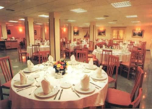 Hotel Don Pelayo Arbós Екстериор снимка